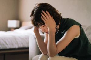 吐き気がする原因は？吐き気と頭痛と女性の関係性や対策方法について解説。頭痛腰痛肩こりの根本治療に千葉の整体。蘇我の整骨院。