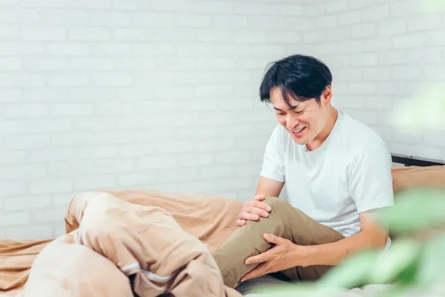 膝の痛みがなくなった男の人の写真
